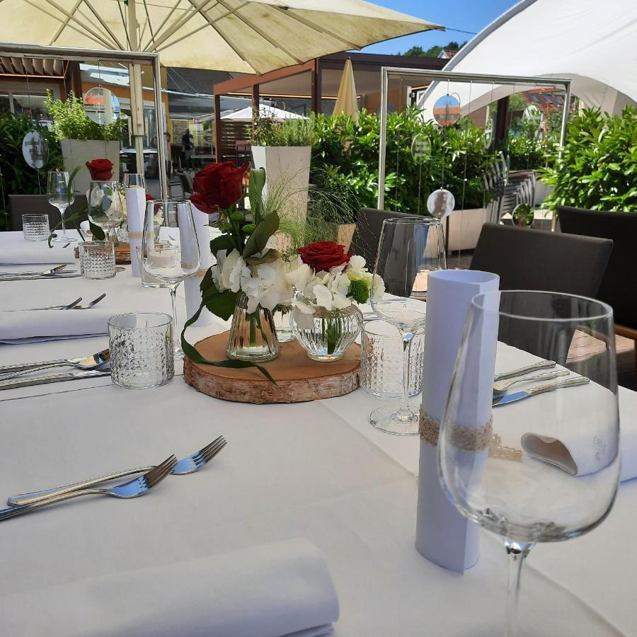 Restaurant Hotel Schrott Kaibing Luaran gambar
