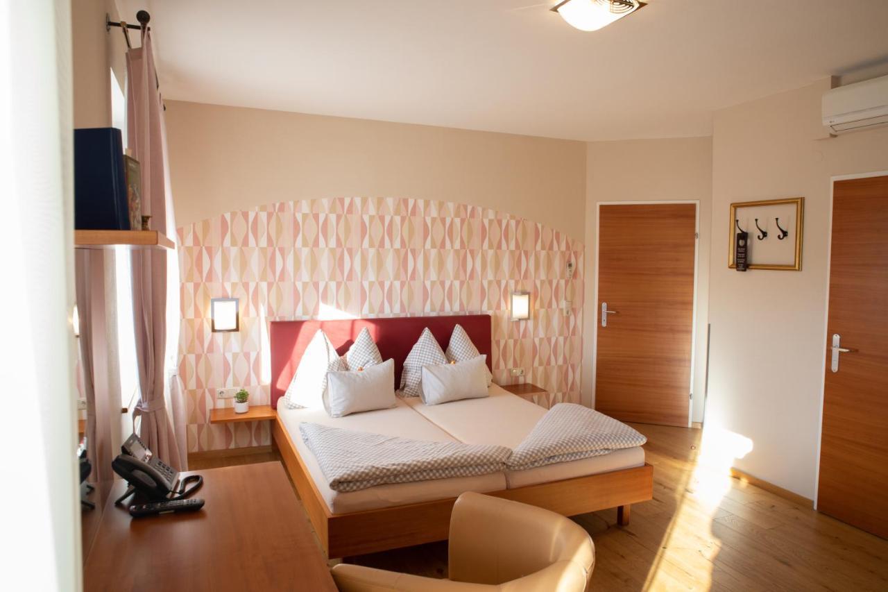 Restaurant Hotel Schrott Kaibing Luaran gambar